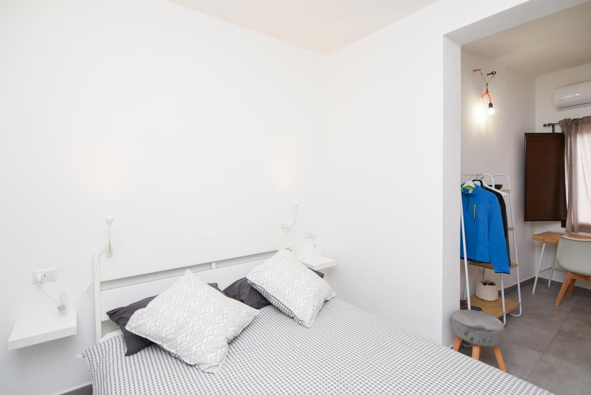 Hotel Bedandclimbing Baunei Esterno foto